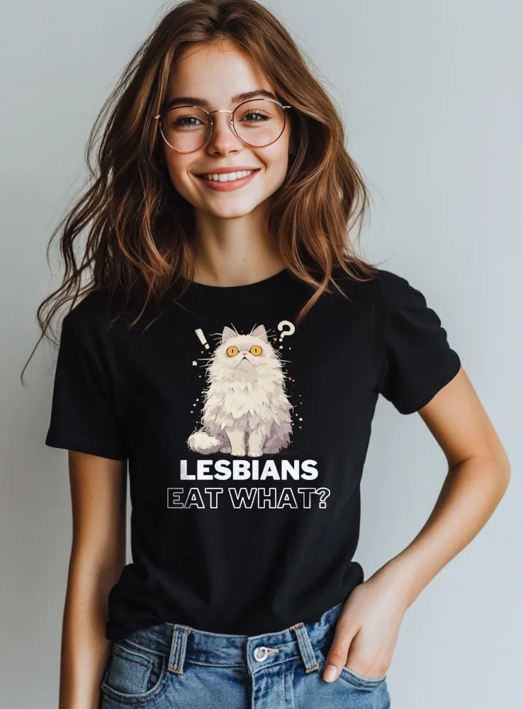 Vtipné-tričko-Lesbians-eat-what-Dámske-čierne